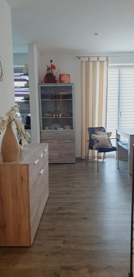טימנדורפר שטרנד Ferienwohnung Ostseepalast מראה חיצוני תמונה